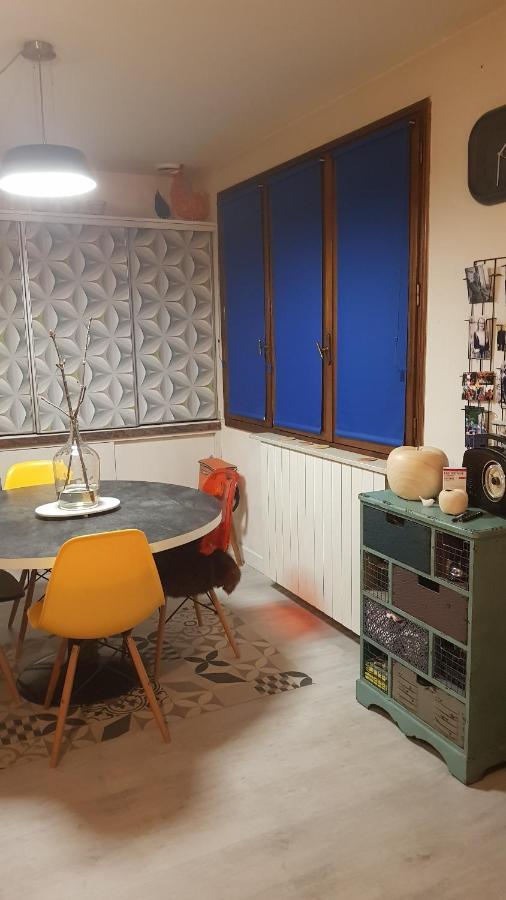 A L'Ecole Buissonniere, Chambre D'Hotes En Sidobre Lacrouzette Zewnętrze zdjęcie